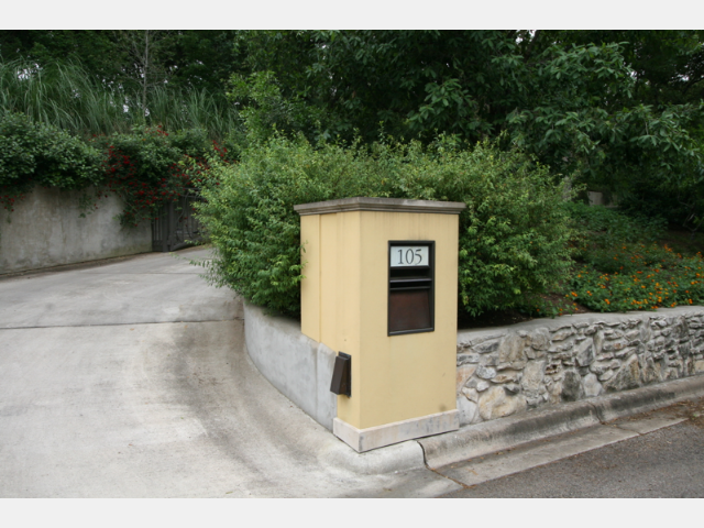 06 09 Mail Box 01 